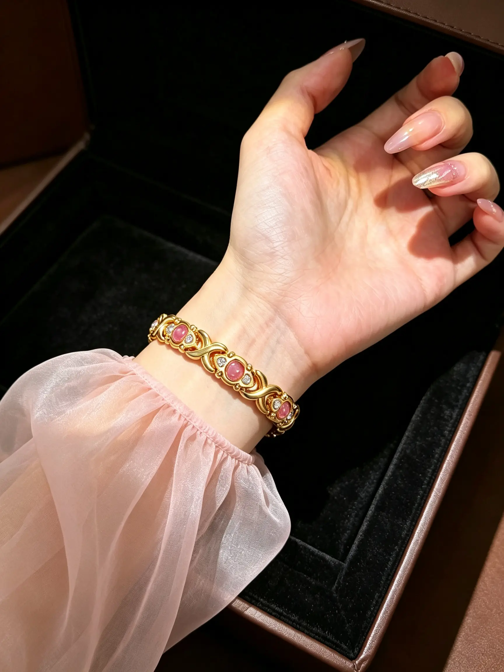 Women's Adjustable Size Alloy Metal Energy Magnet Wristband, Eco-Friendly Bracelet with Rhinestone Accents, Girly Outdoor Fashion Jewelry, Premium Female Gift