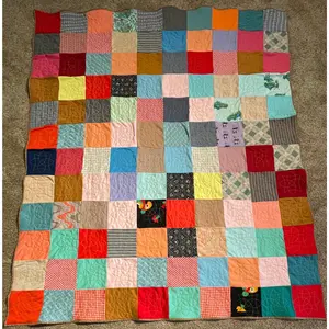 Vintage Knit Squares Quilt - King size