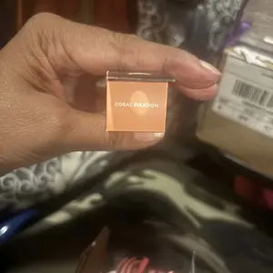 Product Review of Glow Reviver Lip Oil from P**s D**e