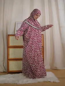 Somali Muslim Women's Lace Hat Soft Breathable Prayer Dress Fashion Print African Long Robe Dress Loose-Fitting All Seasons Muslim Women Gowns