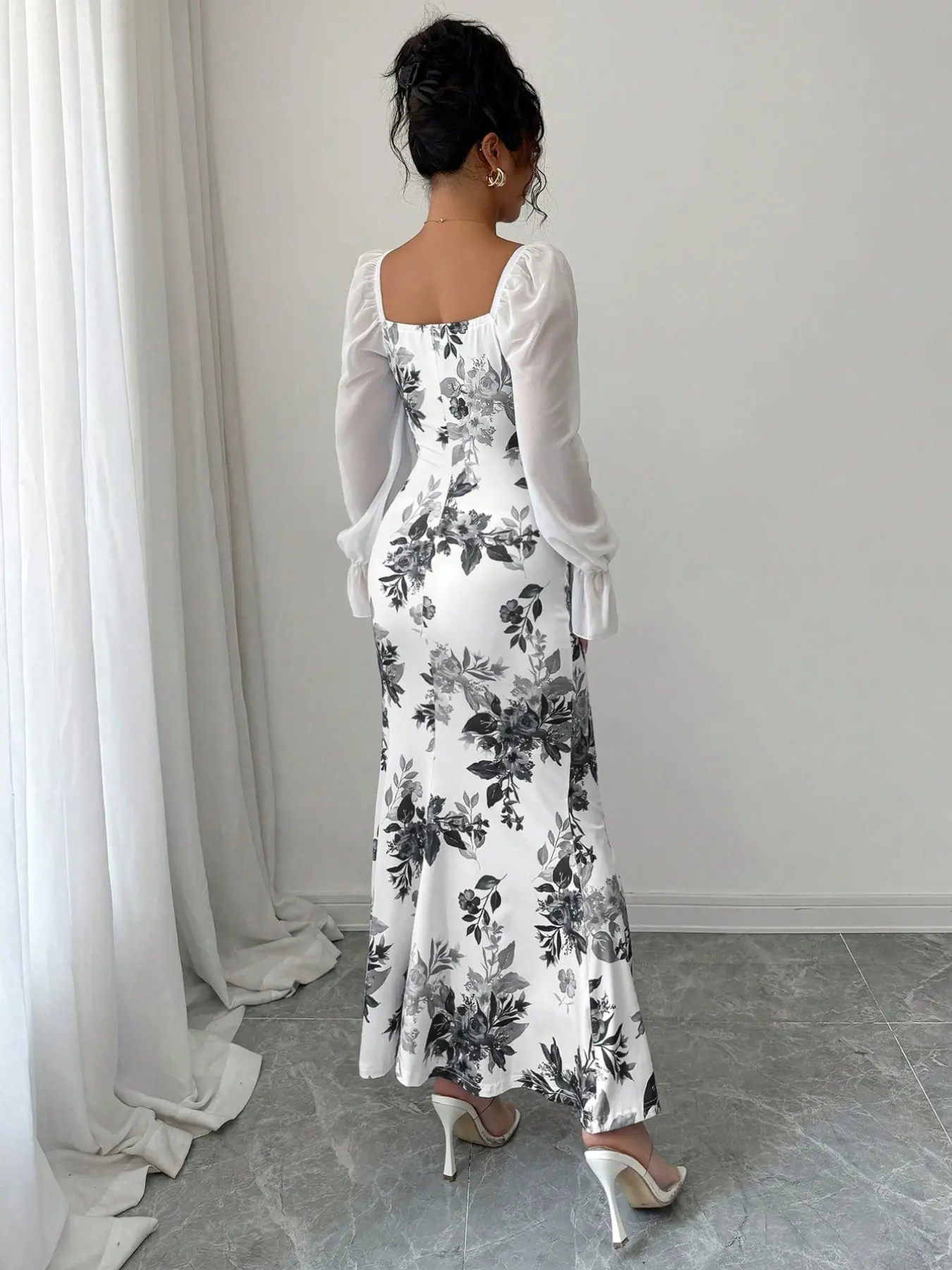 New Women's Floral Pattern Square Neck Tie Front Bubble Sleeve Chiffon Dress, Boho Summer Dresses, Elegant Long Dress for Parties, Casual Wear, Chic Slim-Fit Dress for Spring, Summer and Fall - TikTok New Women's Floral Pattern Square Neck Tie Front Bubble Sleeve Chiffon Dress, Boho Summer Dresses, Elegant Long Dress for Parties, Casual Wear, Chic Slim-Fit Dress for Spring, Summer and Fall - TikTok