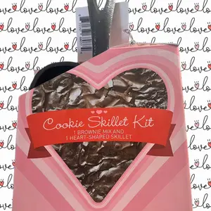 heart shaped 6"x6" Cast Iron Cookie Skillet -Happy Valentines Day