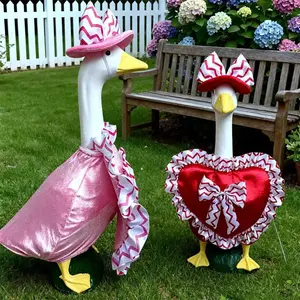 Cute Goose with Heart and Bow Design, Striped Butterfly Knots, Durable Outdoor Bird Decorations, Garden Decorations for Lawn, Patio, Home Parties, School Events