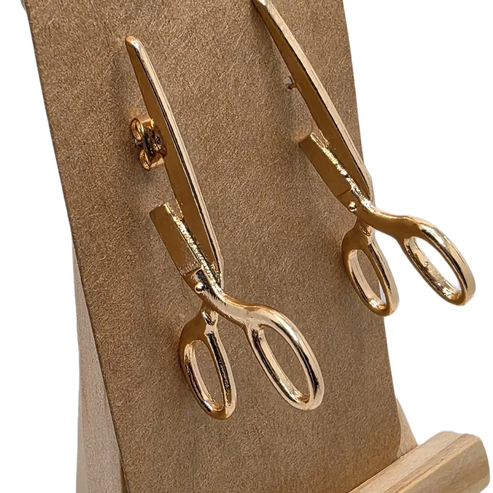 Trendy Scissor Stud Earrings - 1.97 in Long, High-Quality Materials, Edgy Fashion Accessory, Studs Earrings