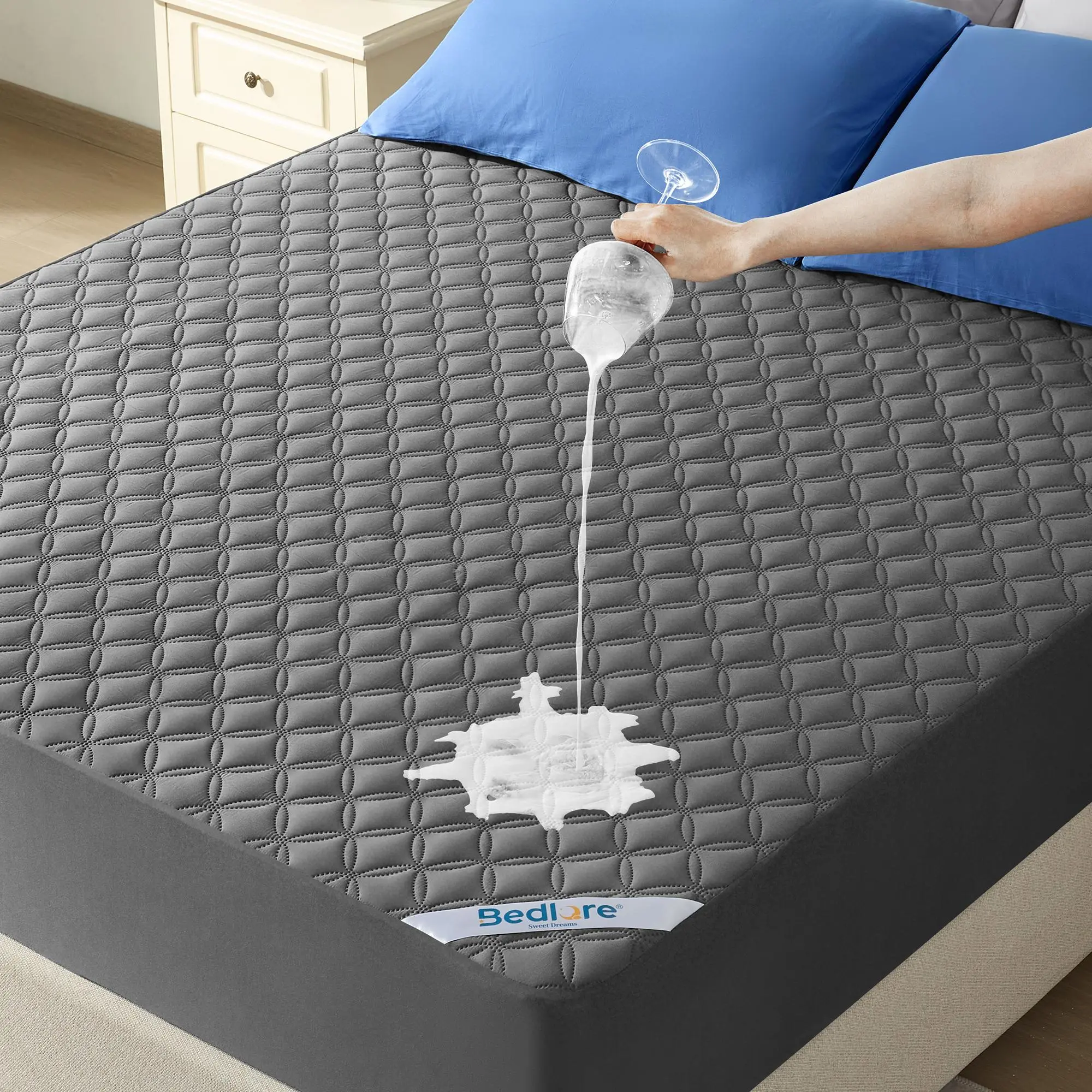 【SummerWins】BEDLORE Summer Cooling Breathable Waterproof Mattress Pad: Small Copper Coins Design, 6-18'' Deep Pocket, Soft TPU Waterproof & Breathable, Ideal for Home, Guest Room & Daily Use,back to school,back to school shopping,home decor