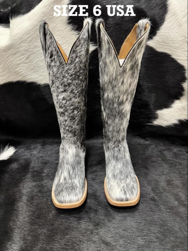 WOMEN COWHIDE SQUARE TOE BOOTS