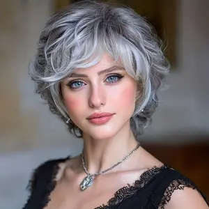 [Women's Short Gray Curly Wig] Made with wavy synthetic hair strands, it looks realistic and feels smooth. Suitable for various occasions such as daily commutes, dates, parties, photoshoots, holiday outfits, and retro looks.