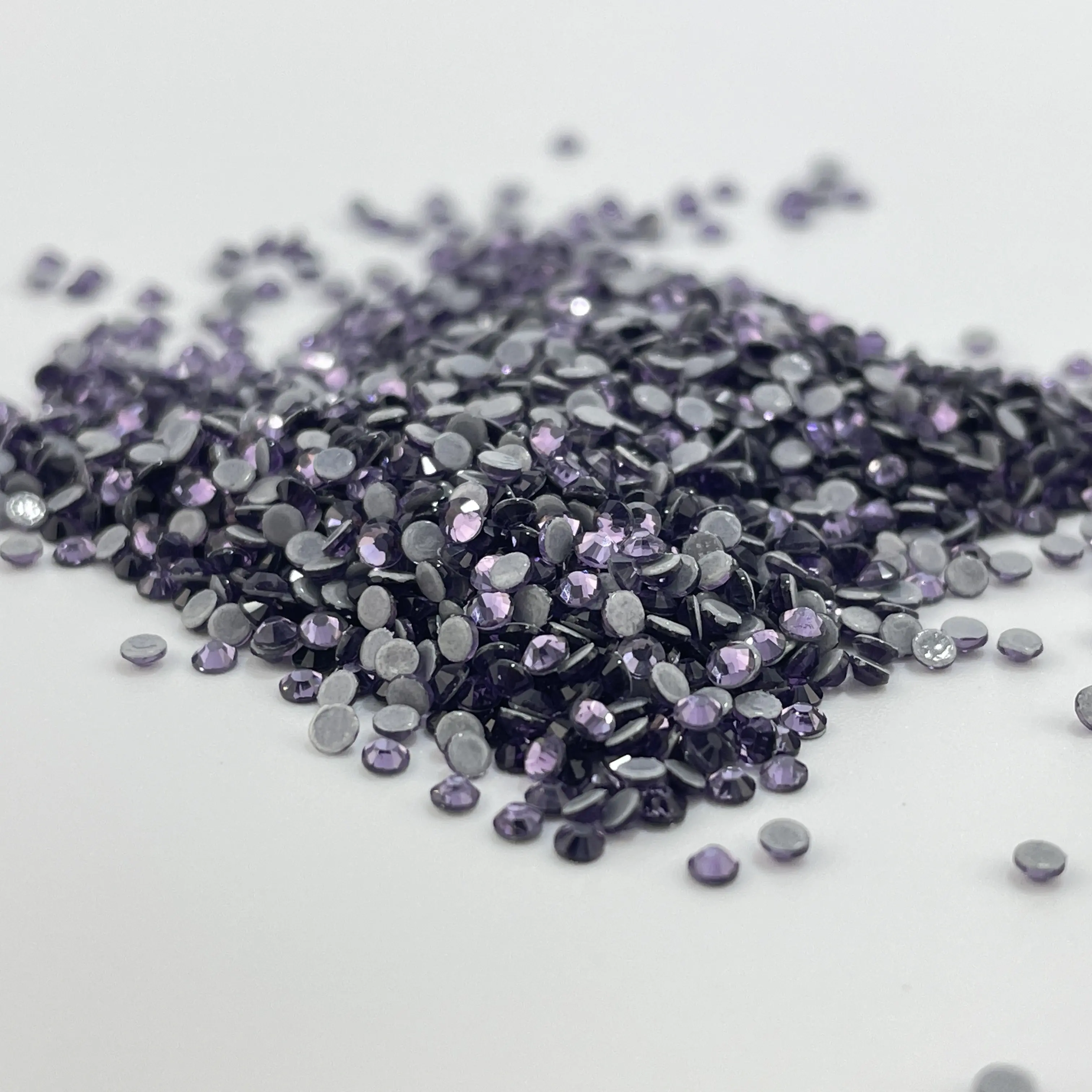 ASFA118 12 Cuts Facets Round Tanzanite Glass Hot Fix Rhinestones For Iron-On Apparel Shoes Bag Decoration