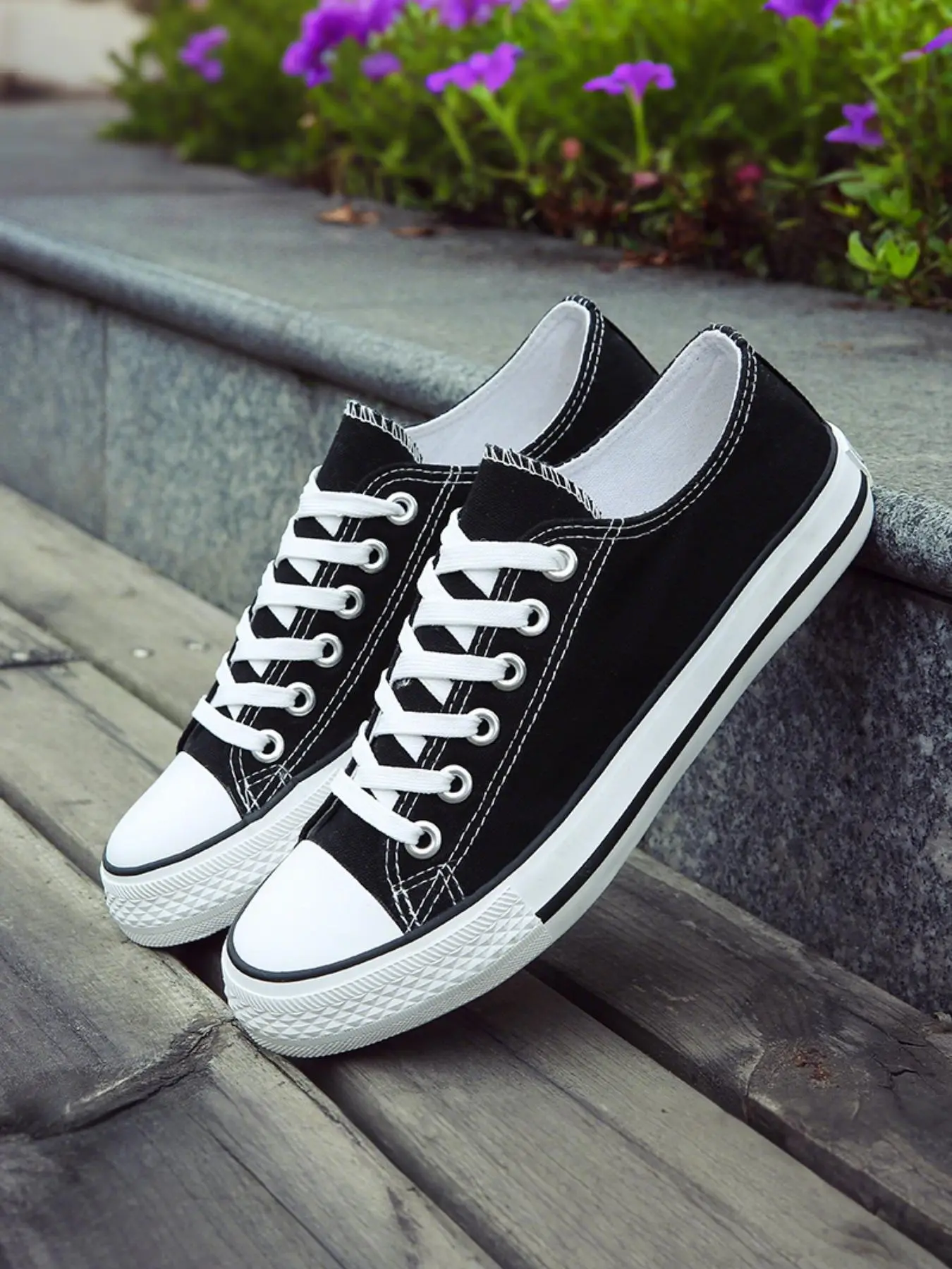 Unisex Classic Canvas Shoes, Sporty Low Top, Fashion Casual Trendy Sneakers, Comfortable All-Season Footwear, Perfect for Daily Wear