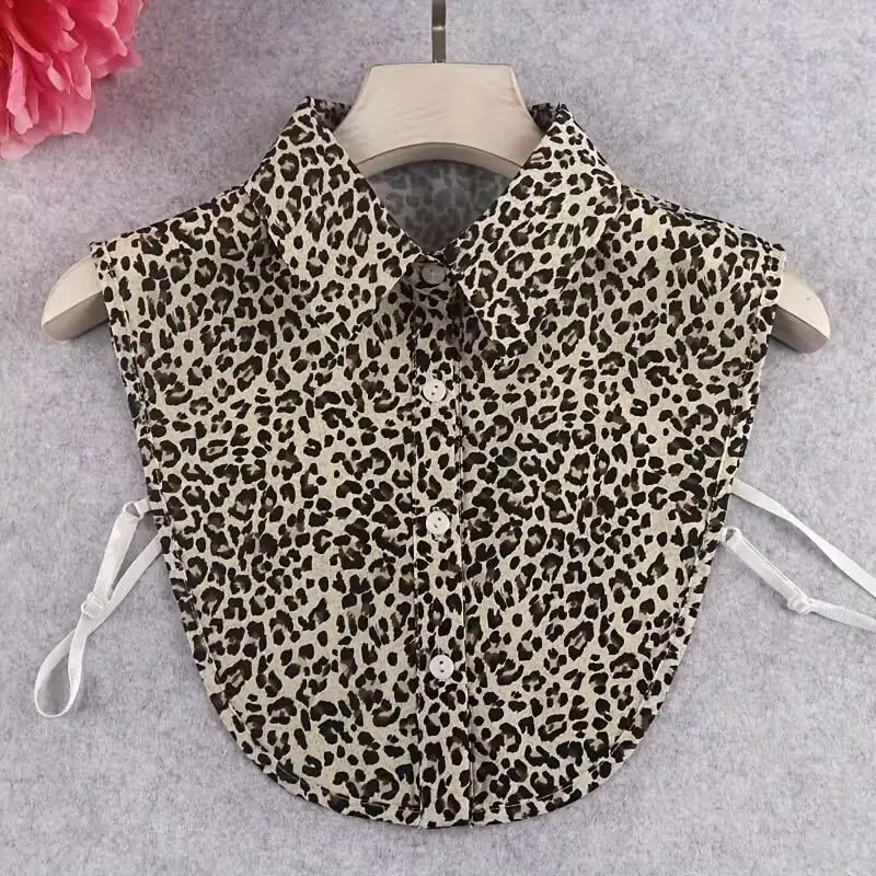 Women's Detachable Leopard Print Faux Collar - Polyester Fashionable Clothes Accessory, Casual & Business Casual Outfits Enhancer to Enhance Your Ensemble