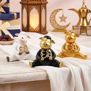 1pc Ramadan Creative Gold Silver Lamb Holding Eid Letter Ornament, Resin Stylish Religious Decor, Religious Festival Decoration, Eid Al-Fitr Gift, Home Decor, Religious Ornaments