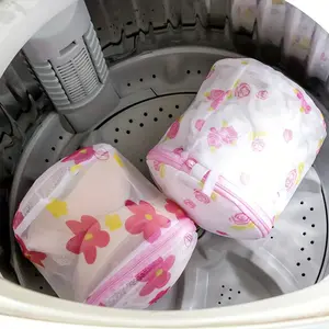 High-Quality Underwear Mesh Bag, Foldable Laundry Bag for Organizing Delicate Clothing, 1pc Random Print Style Storage Solution