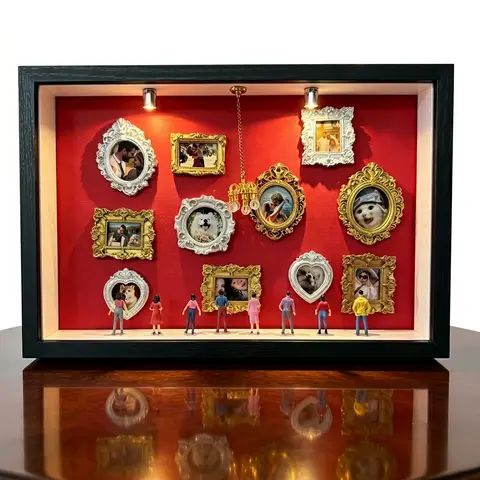 DIY Mini Museum Shadow Box Photo Frame With 11 Mini Frames, 8 Random Figurines ，Personalized Memory Display Box For Family, Pets & Couples, Personalized Keepsake Gift For Christmas, Father's Day, Family & Pets