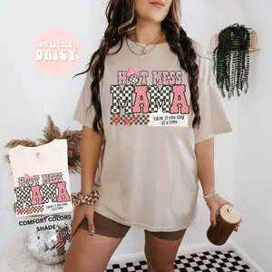 Hot Mess Mama Shirt/Sweatshirt - Casual Style with Graphic Print, Ideal for Everyday Wear