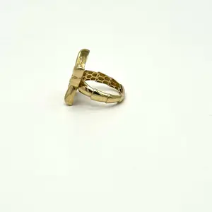 10k Butterfly ring