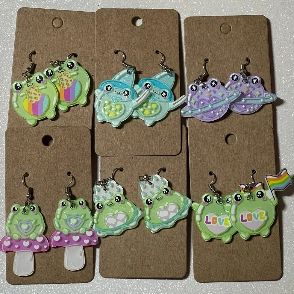 Cute frog earrings Cute frog earrings
