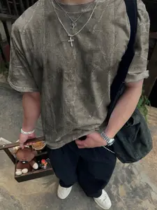 Men's Camouflage Graphic T-Shirt, Fitted Casual Style with All over Print, Sporty Daily Wear for Youth, Trending Street Fashion, Menswear, Streetwear