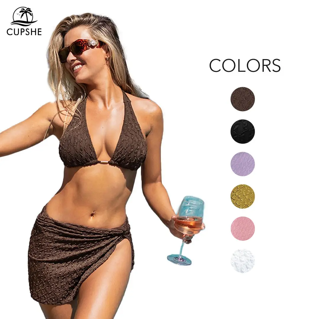 CUPSHE Plunging Bikini Top & Cheeky Bottoms Set Summer Beachwear Halter Straps Swimwear Low Rise Swimsuit for Beach,Pool Party Women Bathing Suits