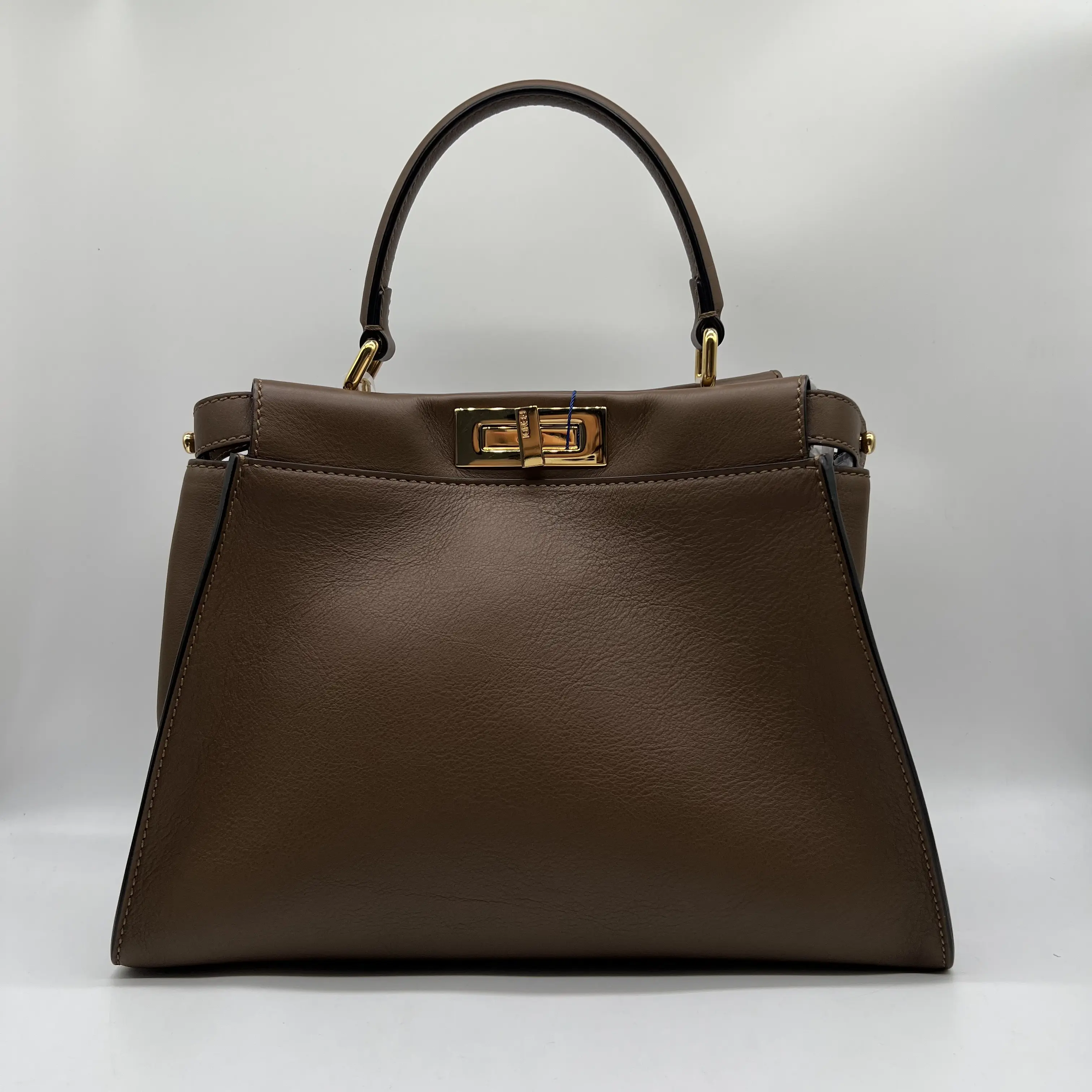 Pre-owned FENDI Leather Shoulder Bags Peekaboo Medium Handbag Taupe JM MM0051