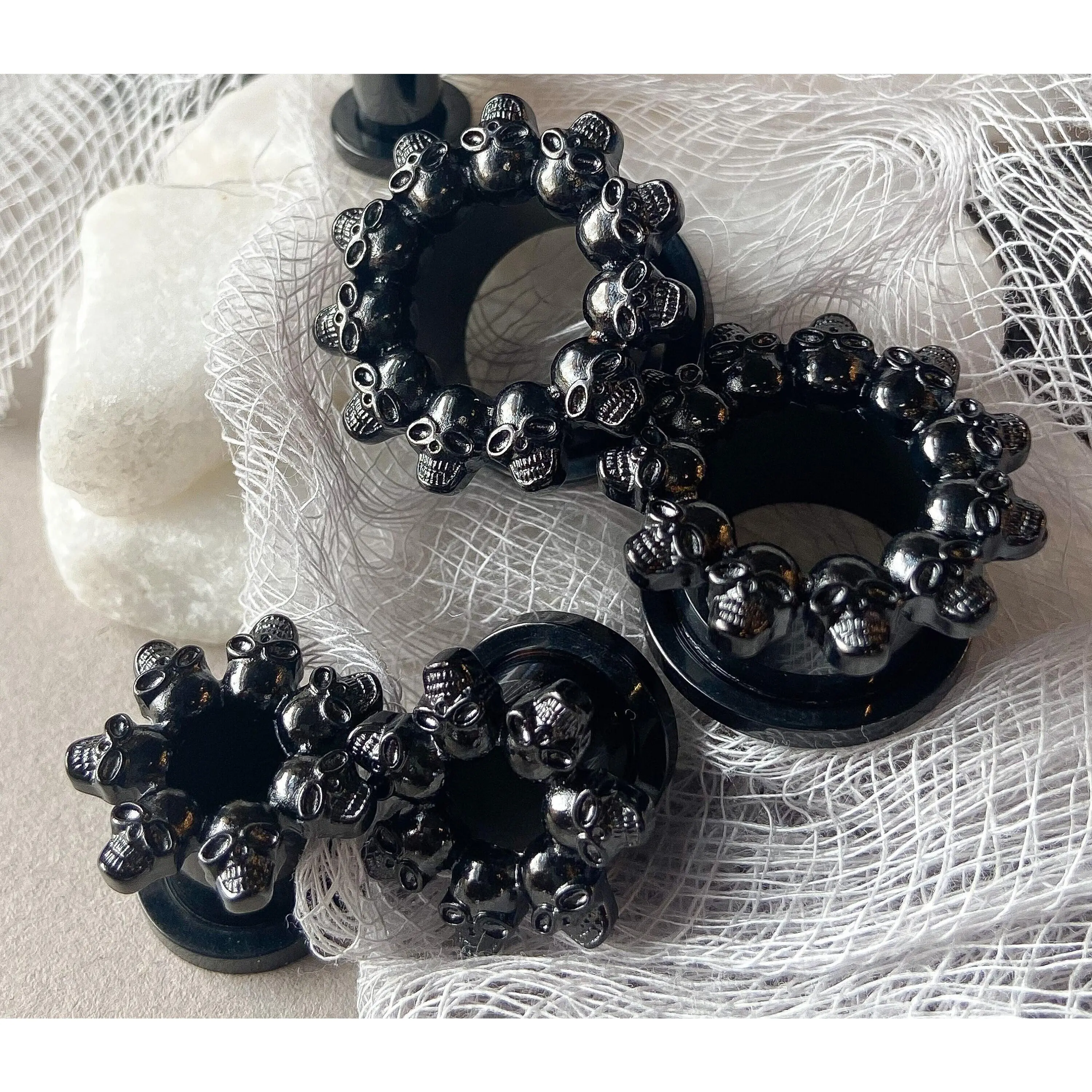 PAIR of Unsual Black Skull Rimmed Gothic Screw Fit Tunnels / Plugs - Gauges 2g (6mm) thru 5/8" (16mm)