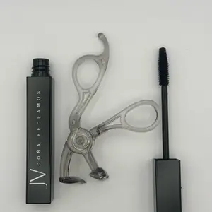 Plastic Eyelash curler and mascara Lightweight