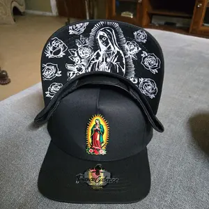 Gorra virgen de Guadalupe,  color obscura visera virgen por debajo blanca ajustable  marca franco cabassi
