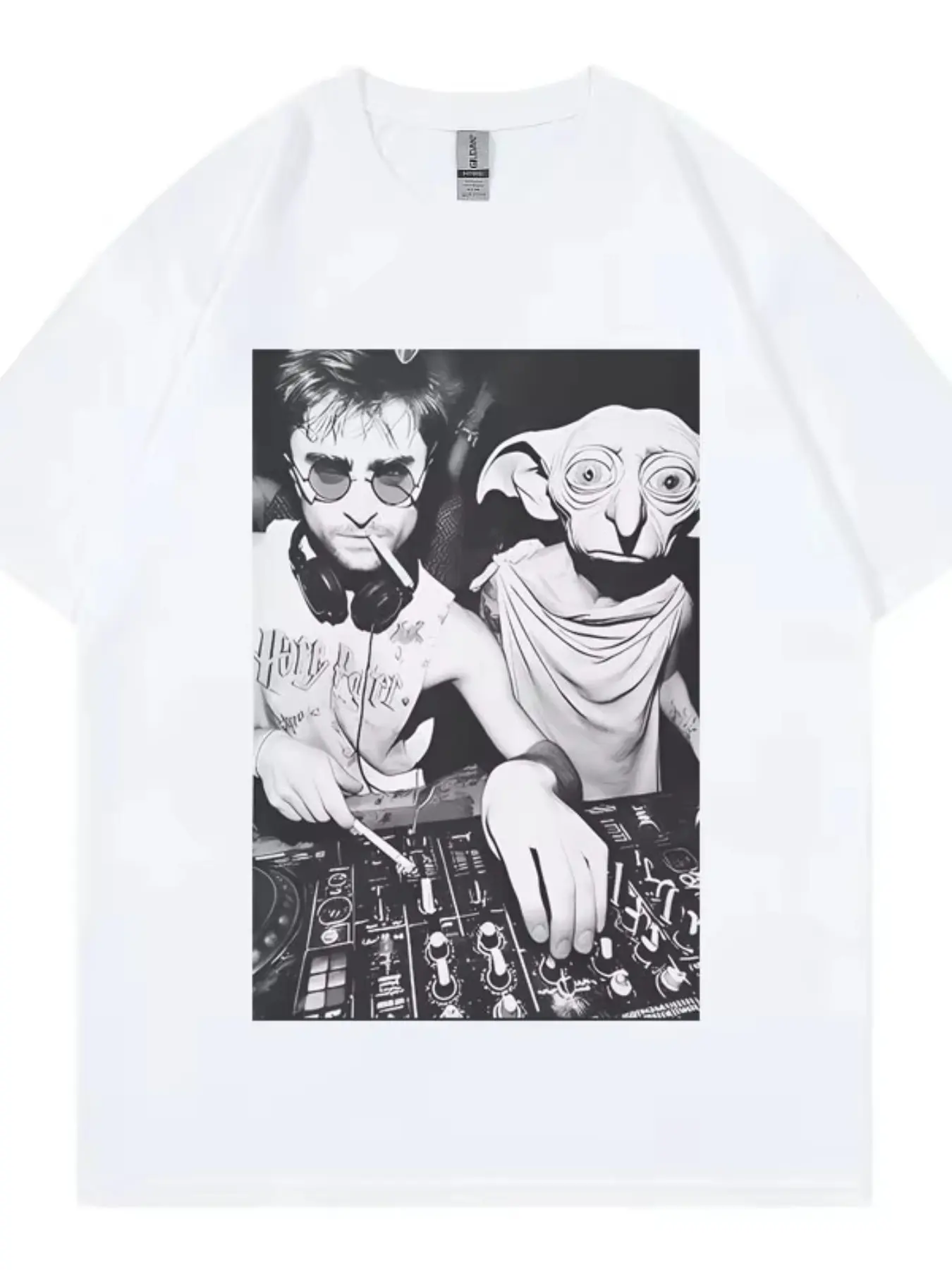 Top-tier wizard fashion 🧙‍♂️ Harry Potter DJ turntable Casual Print T-shirt, guaranteed to turn heads!