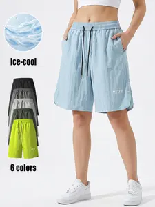 Women's short pants for sport and casual wear, with elastic waistband and trendy street style. Suitable for both men and women.