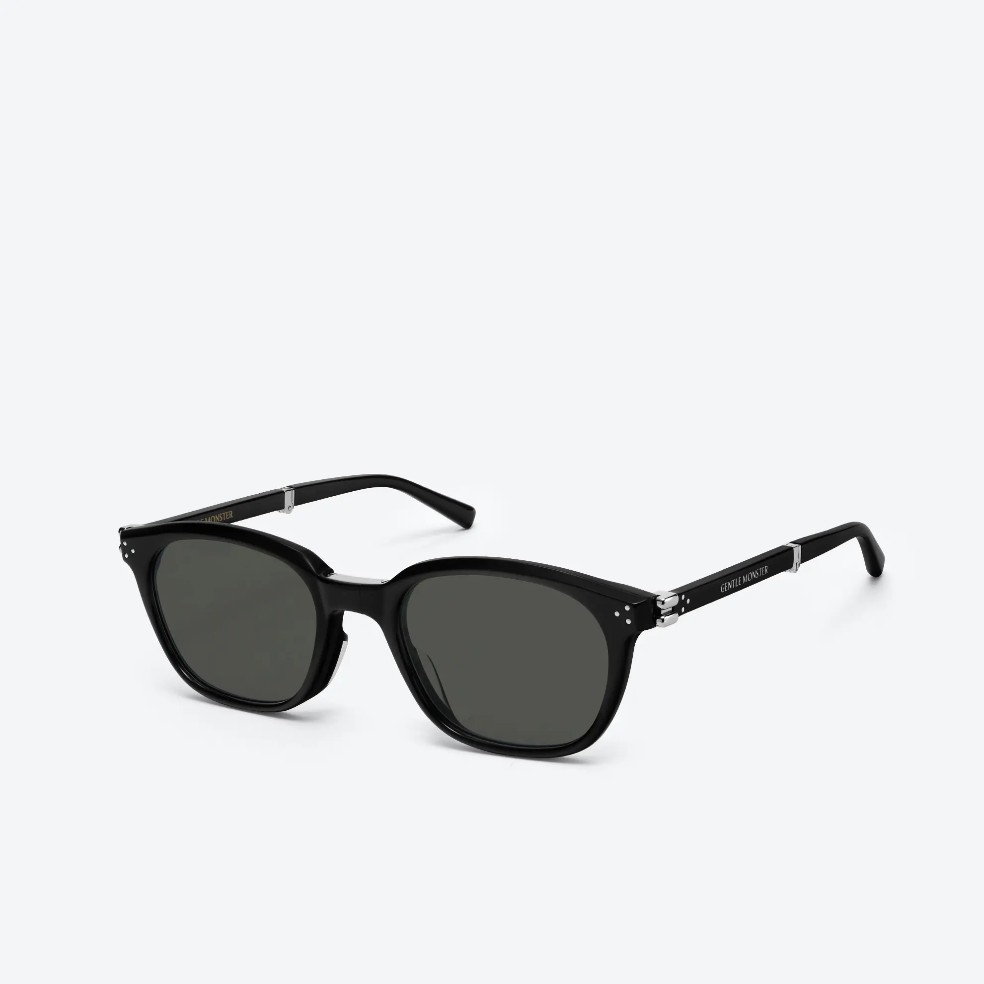GENTLE MONSTER Jasmin 01 Black Frame Black Lenses Square Shape