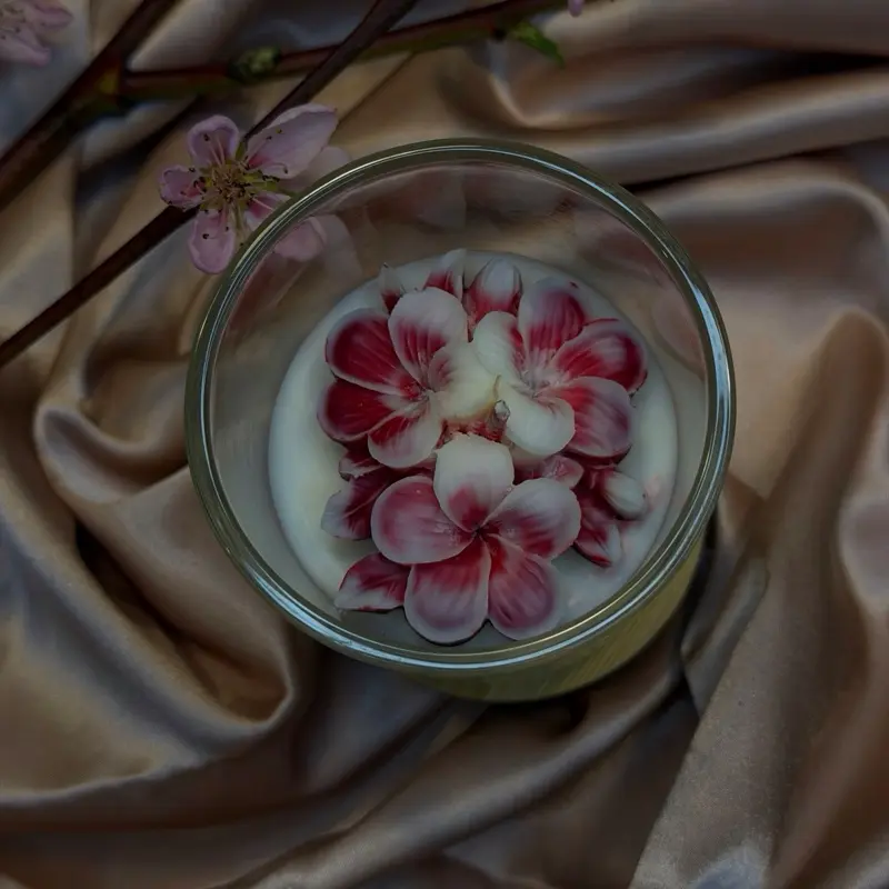 Rosé Bloom Candle