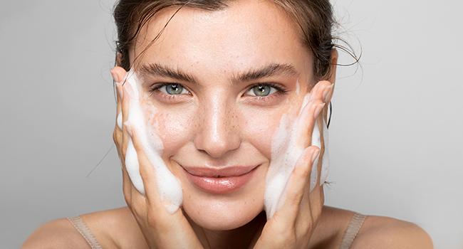 Yoken Pure Castile Liquid Soap Organic (EWG Verified, Unscented, 8 OZ), Made with Organic Oils, No Added Fragrance, Vegan, Castile Soap Liquid for Face, Laundry, Dishes, Sensitive Skin, Travel soaps