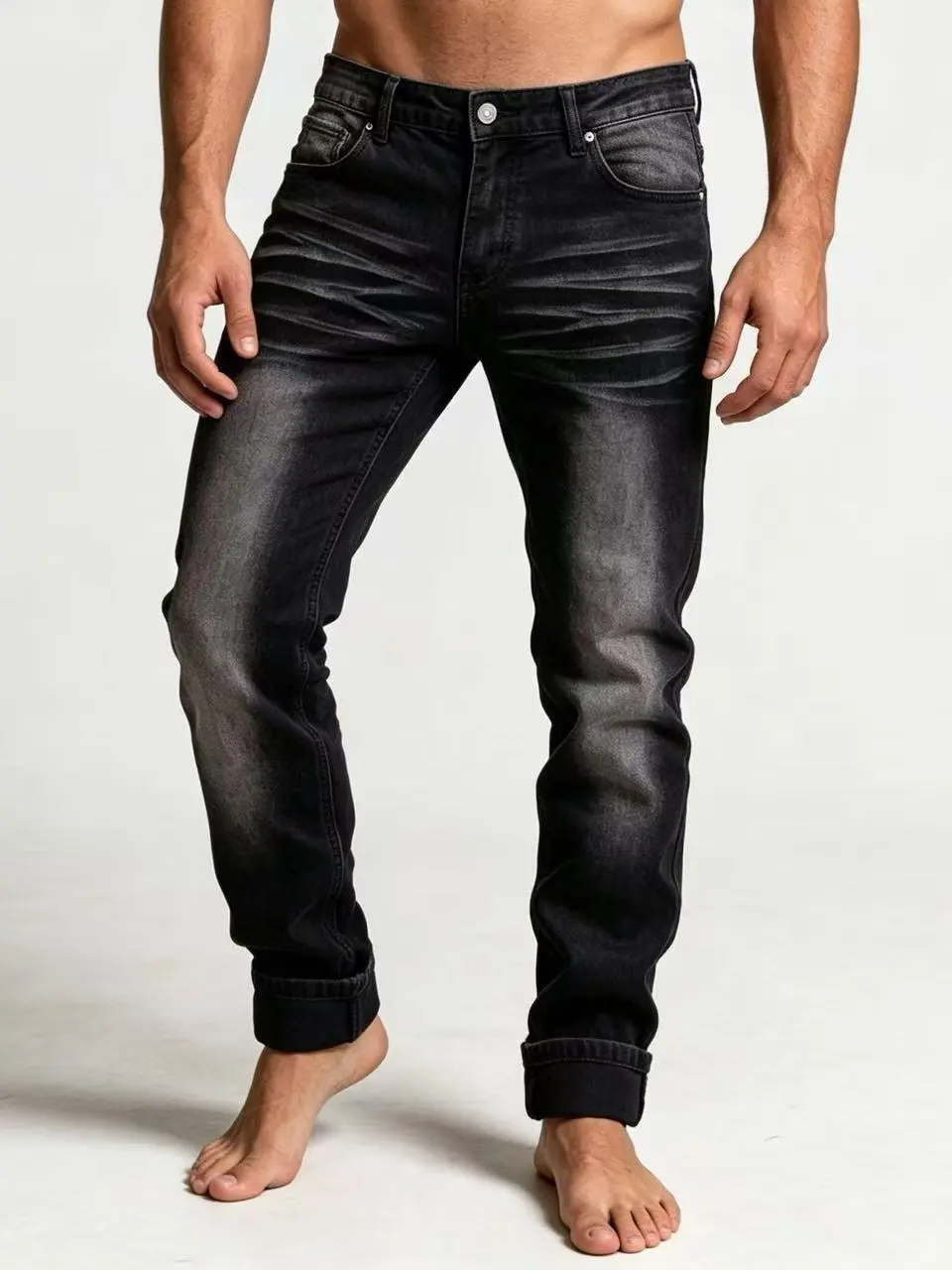 Men’s stretch slim straight jeans with a classic five-pocket design and premium denim fabric. Stretchable and breathable, slim fit that flatters the figure, versatile straight cut suitable for all seasons. men