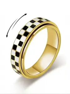 Checkered Fidget Ring for Adults, Anxiety Fidget Ring, Gold-Plated Stainless Steel, Stress Relief Accessory with Fashionable Geometric Design, Ideal Gift