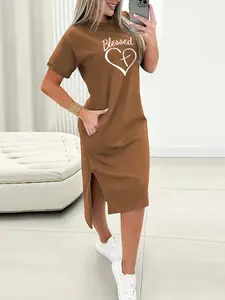 Women's Casual Letter Heart Print Dress, Round Neck Short Sleeve Side Slit, Fitted Style, Perfect for Daily Wear, Comfortable and Stylish