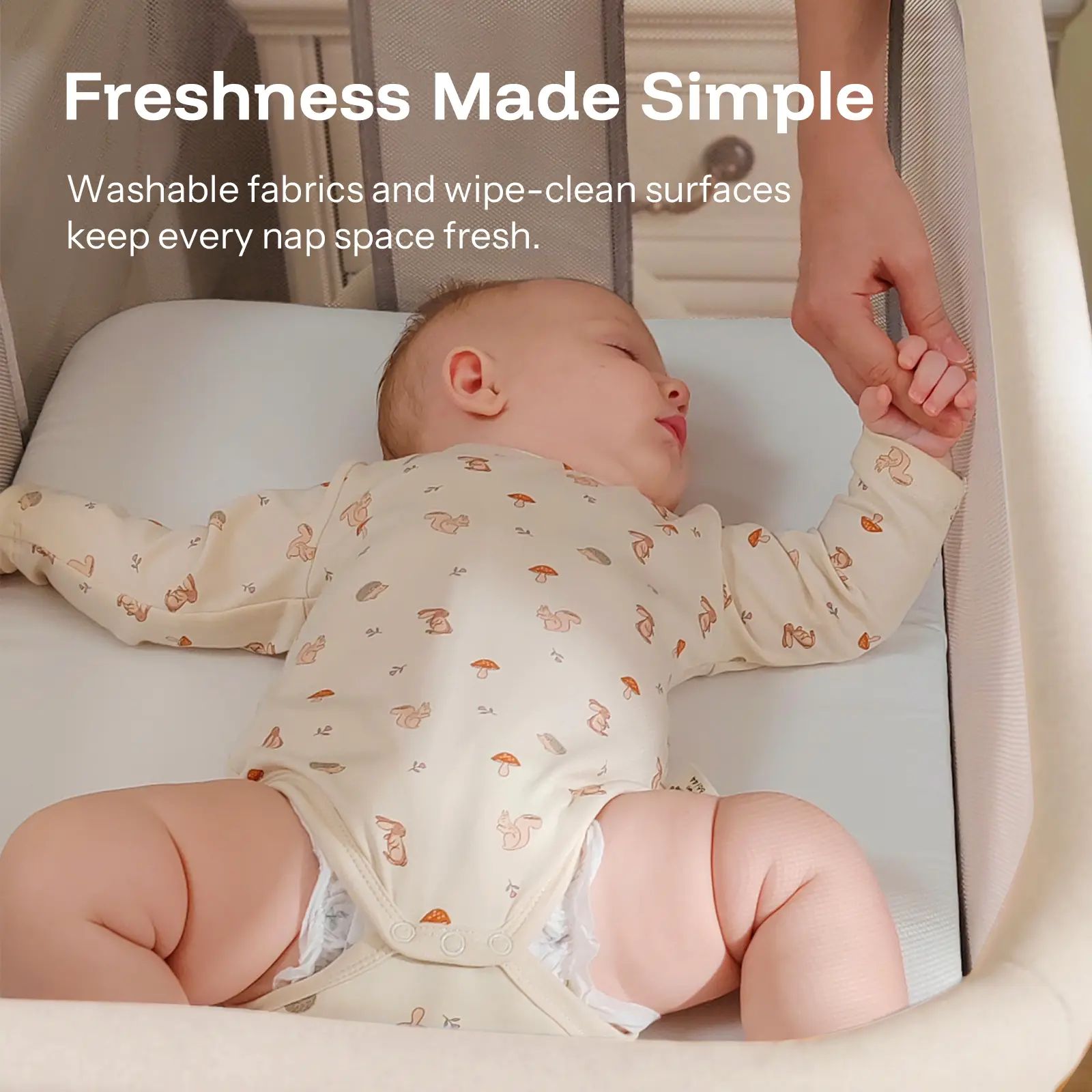 HARPPA Baby Bassinet 2-in-1 Cuddly Lite &Bedside Sleeper, storage
