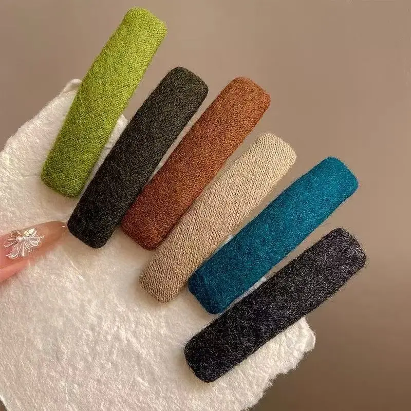 6 Pcs Korean Style Woolen Hair Clips for Women, Colorful Minimalist Alligator Hair Barrettes, Soft Non-Slip Bangs Clips, Trendy Fall Winter Hair Accessories for Side Flyaways Daily Wear