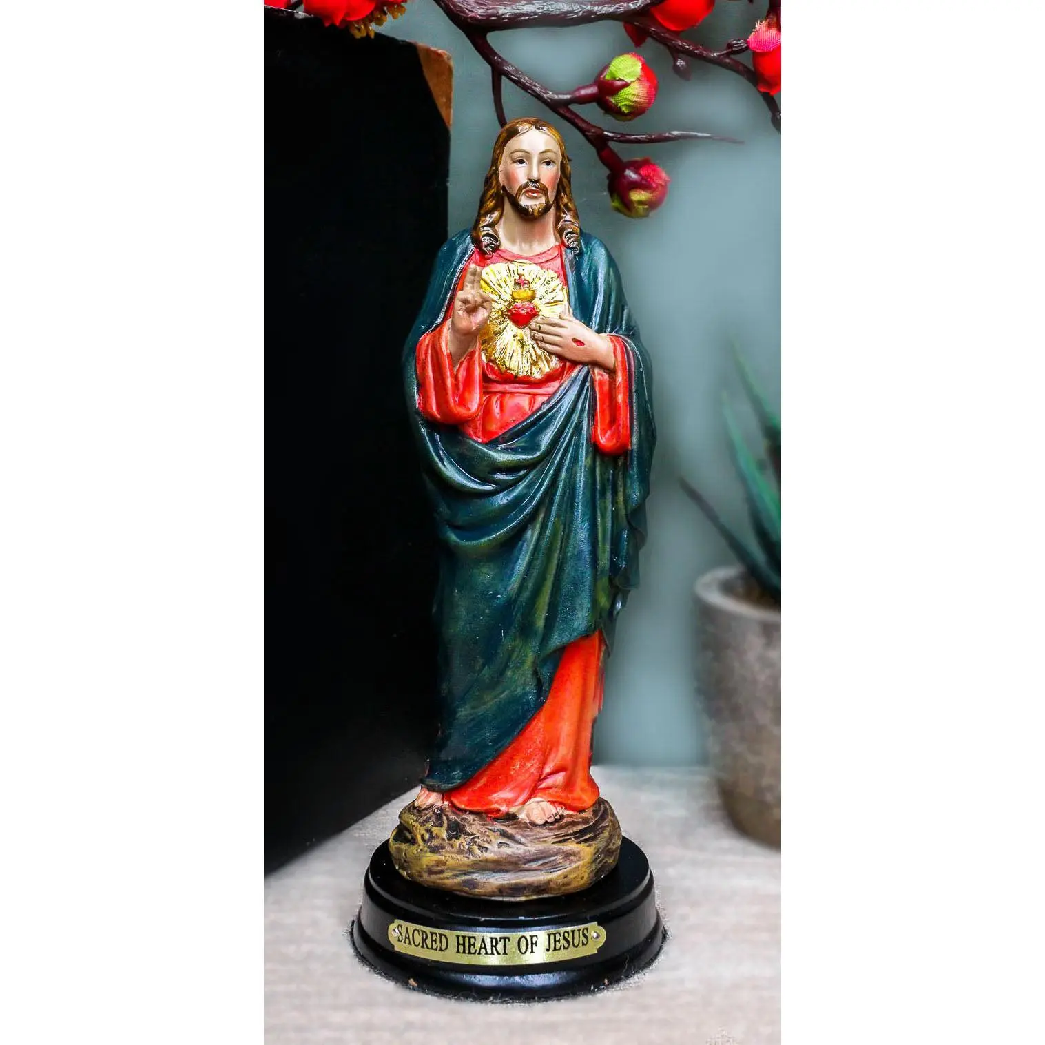 5" Standing Sacred Heart of Jesus Christ Sculpture, Holy Catholic Religious Figurine, Home Decor Round Statue