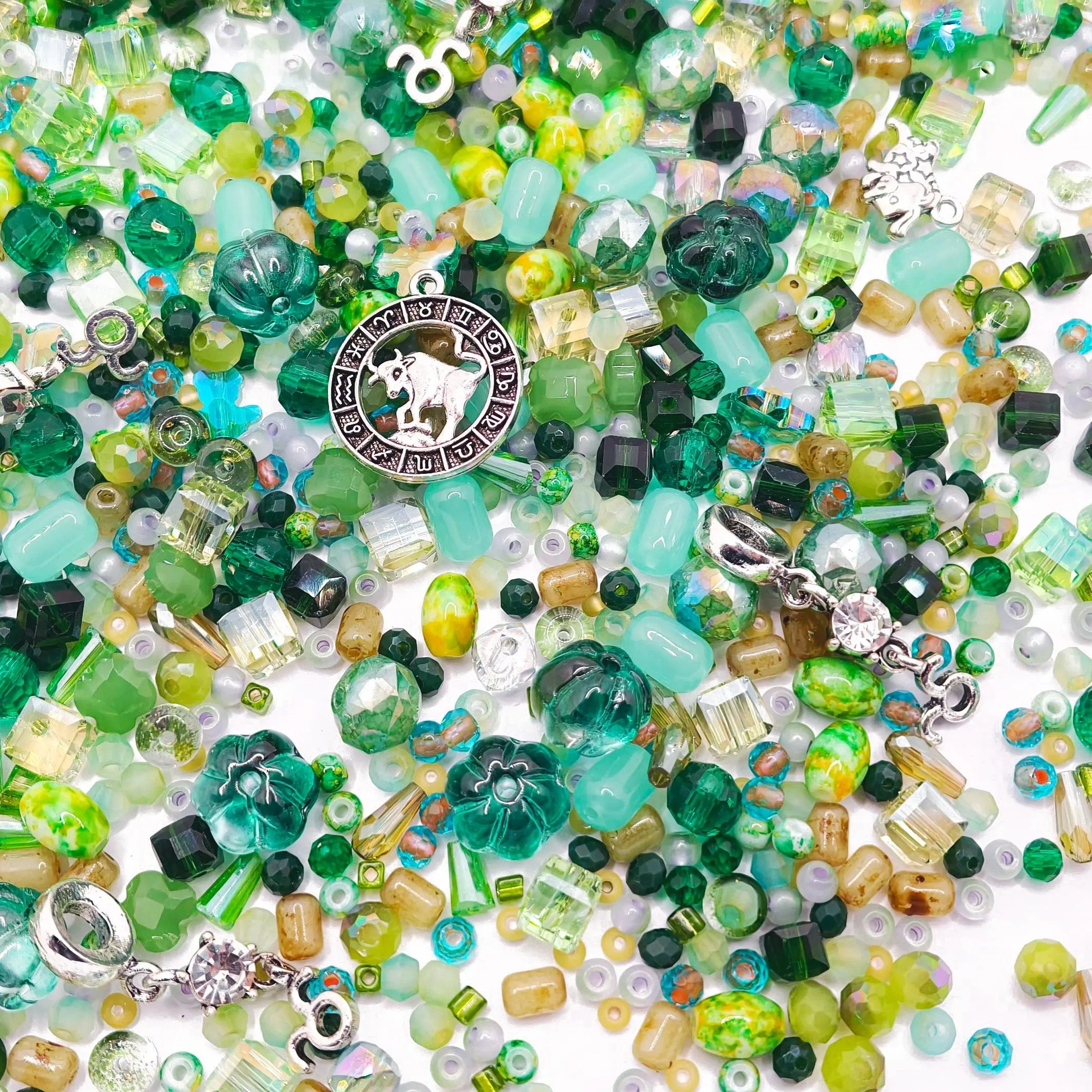 L1830]Tiny Taurus DIY tools set DIY Beads charms