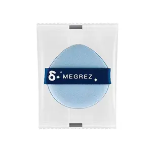 Dual-use for dry and wet applications, doesn’t absorb powder, provides a flawless base with makeup puff. Single-use makeup puff.