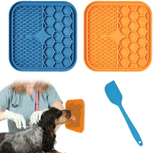 Small Lick Mat for Dogs & Cats, Reduces Anxiety & Boredom, Peanut Butter Scented, Non-Slip Bathing & Grooming Design, Feeding Tools for Pets