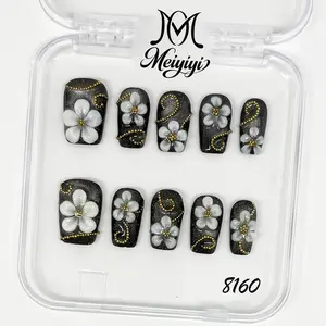 .DP.8160.Ancient carved wearable nails