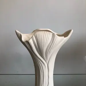 Artistic Asymmetrical Vase Design, Unique Beauty for Home Decor, Perfect for Indoor Decoration, Stylish Flower Holder