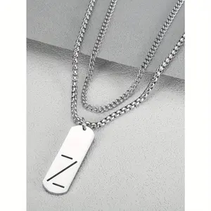 The men's double layered necklace design is full of sense, with simple chain stacking to enhance the layering effect. The lower layer is paired with a rectangular pendant, which is cool and suitable for daily commuting or trendy street wear