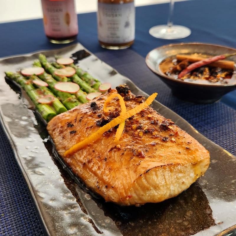 Madame Susan Sauces Ultimate Flavor Trio: Sichuan Chili Crisp, Dipping Sauce & Japanese Umami Sauce 3-Pack Vegan Gluten-Free 20+ Spices for Zingy Asian Flavors Perfume