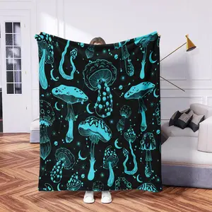 Mushroom Pattern Blanket, Soft Warm Throw Blanket, Air-conditioned Room Blanket, Warm Nap Blanket for Home Office Travel Camping, Blanket Gifts