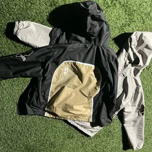 Windbreaker/set available