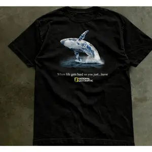 Gildan Men's and Women's T-shirt, Whale Vintage Grapghic T-shirt, Animal tee, Y2k Unisex Graphic Tees Gothic Grunge Emo Scene Amity Affliction Style Clothes Menswear Womenswear Streetwear