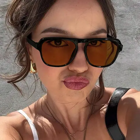 Women's Simple Square Frame Sun Protective Summer Trendy Casual Sunglasses, Colored Lenses Lightweight Frame, Perfect for Daily Outdoors Travel, Stylish Glasses Modern Frames Sunglasses, Square Framed Sunglasses