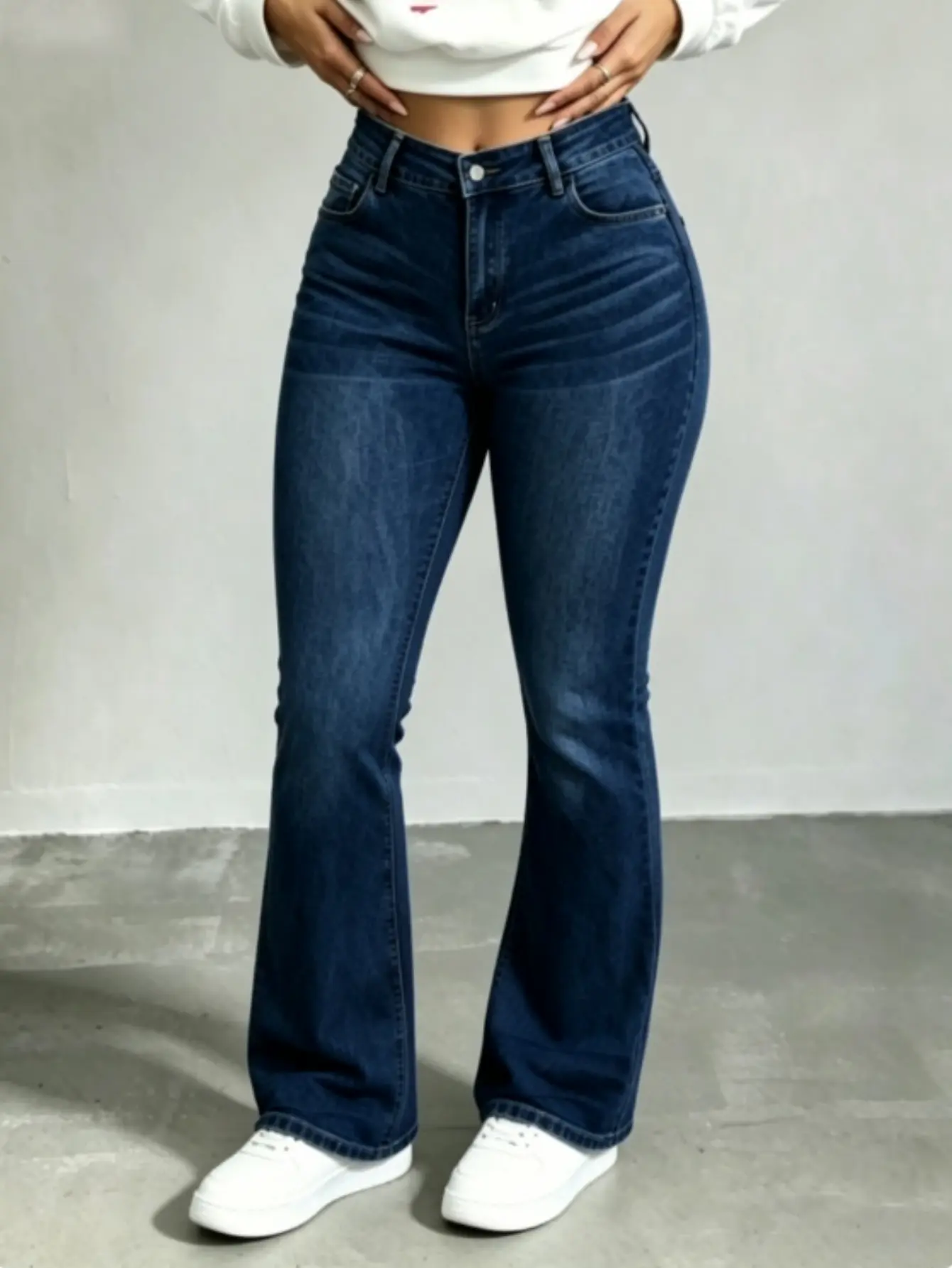 [Plus size]High Rise Flare Leg Baggy Jeans High-Stretchy Loose Fit Denim Pants for Women Distressed womenswear. WH48 Lady Basic Minimalist Comfortable Denim Tummy Control Curve hugging Plus Size Regular Size Spring Fashion Daily Outfits.
