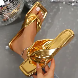 Stylish Women's Ruched Strap Flat Sandals - Open-Toe Beach Slippers with Chic Square Toe Design - Perfect for Outdoor Activities and Flip Flop Lovers!